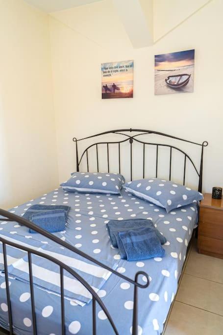 דירות קאבאלה Finas Penthouse,Private Terrace,Great View,Mins From Sea מראה חיצוני תמונה