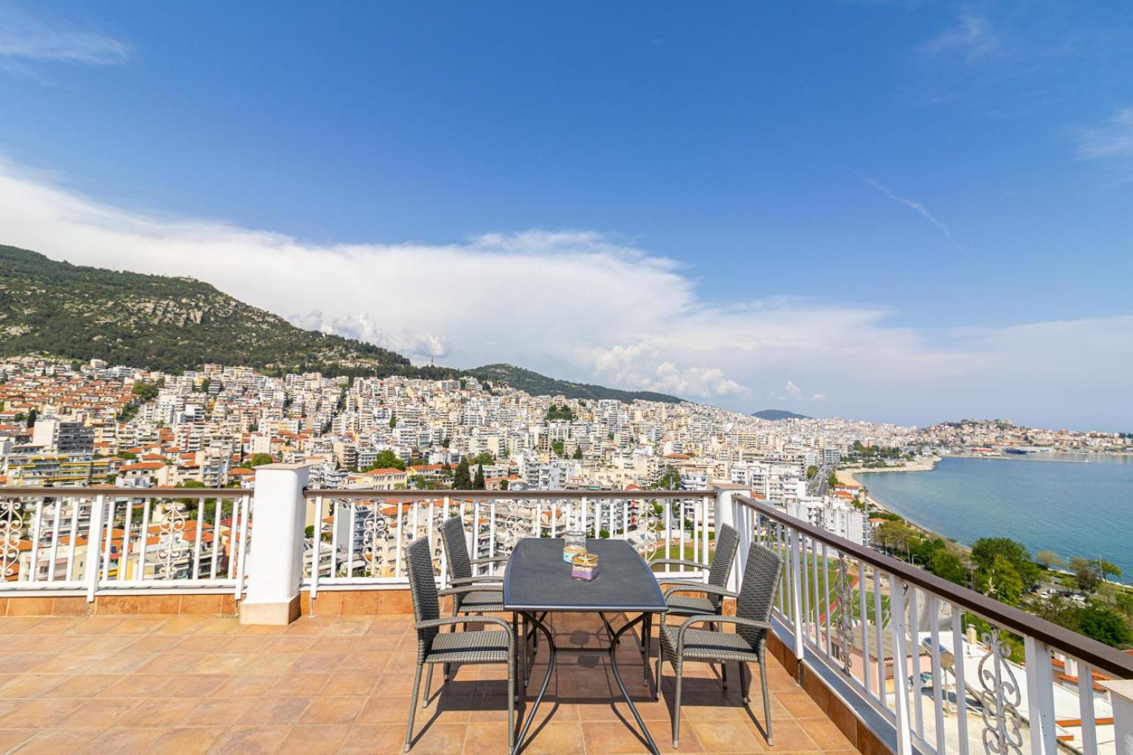 דירות קאבאלה Finas Penthouse,Private Terrace,Great View,Mins From Sea מראה חיצוני תמונה